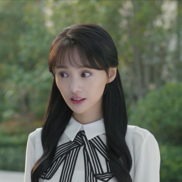 郑爽|郑爽回应直播争议后又删博，这是什么操作？