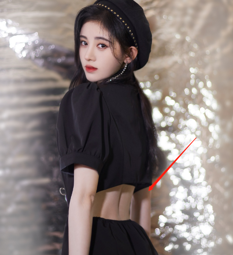 鞠婧祎|《慕南枝》传出女主路透，截图放大三倍，鞠婧祎这腰围我羡慕了