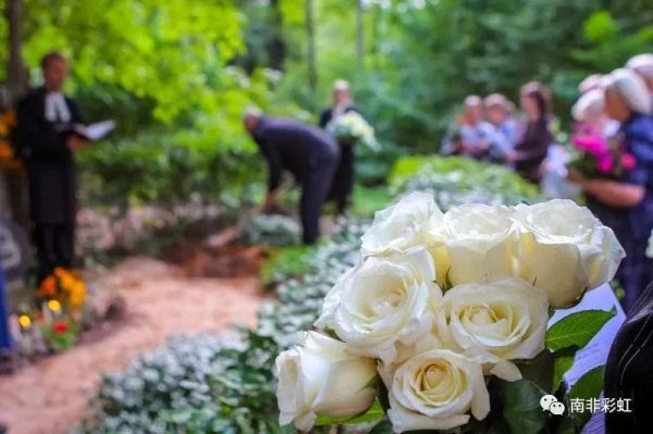 日本_科技|死都死不起，世界人均殡葬费日本第一，南非居然排第四