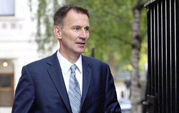 新加坡|英国外交部发布公文谴责新加坡政府无人权，只因判贩毒者鞭刑