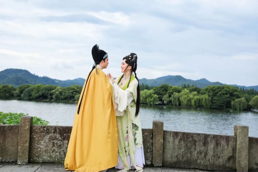 七夕节|今年七夕选择那么多，我只“中意”你……