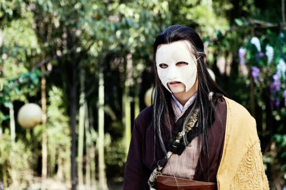 郭芙|一见杨过误终身，郭襄爱上杨过，为什么姐姐郭芙会看着不舒服？