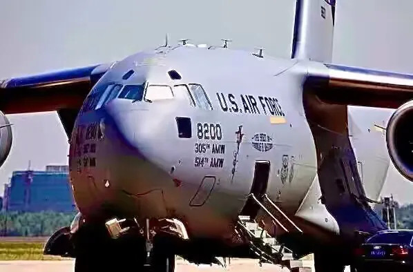 浅谈美军C5银河战略重型运输机与展望未来我军发展