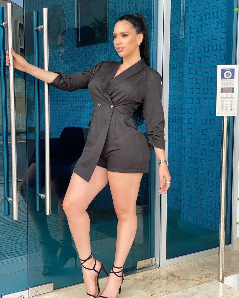 西班牙模特amelia alcantara,高颜值网红美女_腾讯新闻