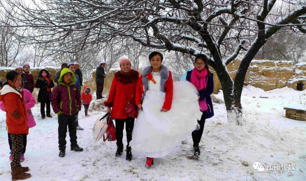 七绝|会宁两位退休老教师的完美合作，太美了！
