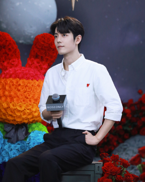 肖战|肖战动态那些暗语，粉丝看懂了，认真写观后感，做到这样也是佩服