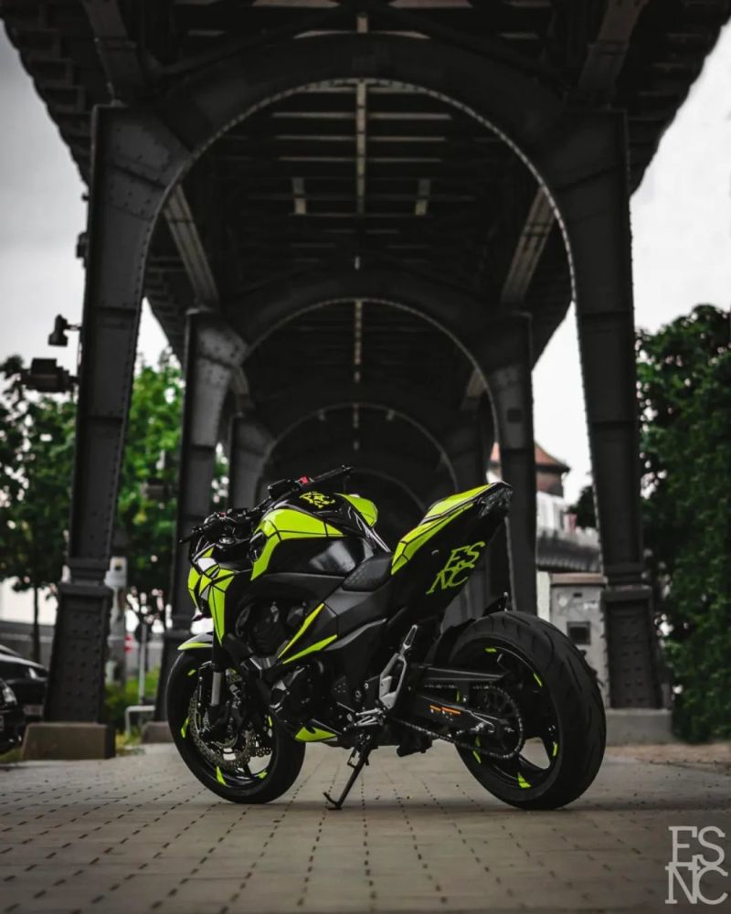 暗影武士来袭川崎经典z800帅气改装展示