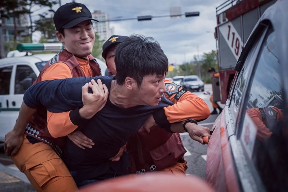 泰莉·格尔布曼|值得三刷的9部错位空间影片，想象力不够看不懂