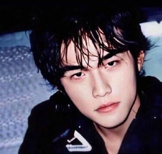 莱昂纳多·迪卡普里奥|周杰伦模仿偶像小李子，妆容表情神还原，阿信留言表示差点认错人