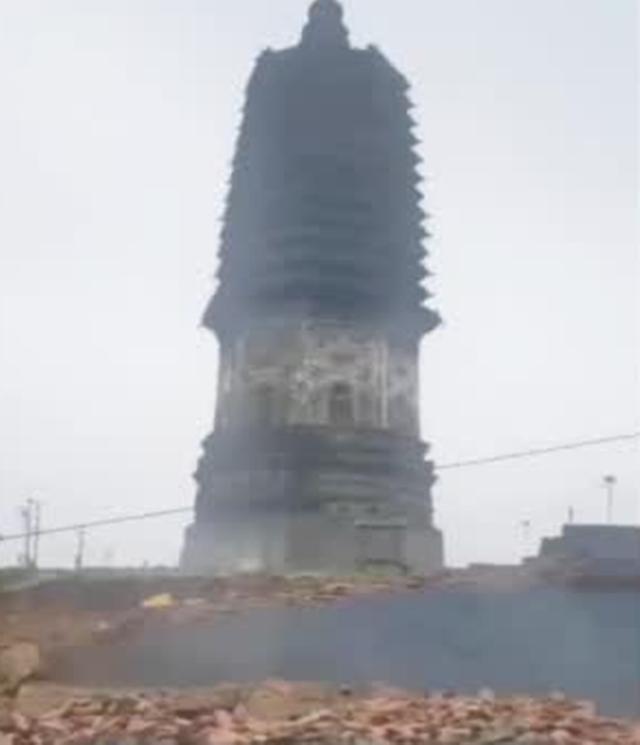 古代建筑|古代建筑历经千年都没事，现代建个围墙一下雨就坍塌？实在太讽刺