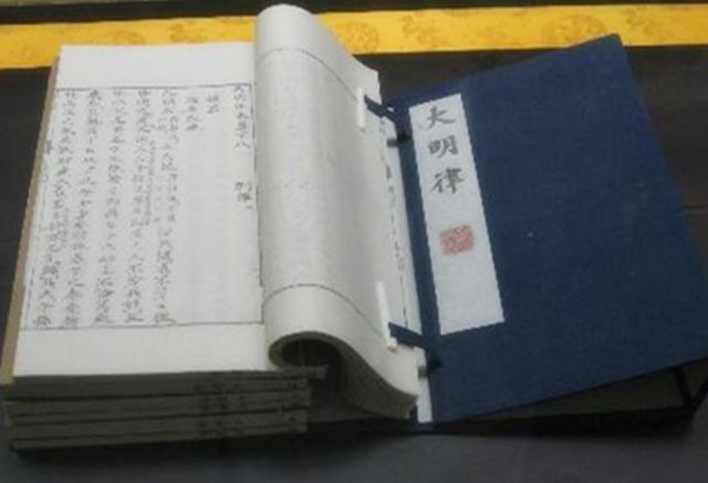 古代建筑|古代建筑历经千年都没事，现代建个围墙一下雨就坍塌？实在太讽刺