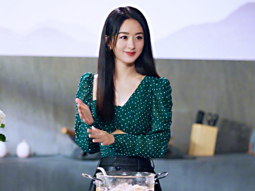 赵丽颖|赵丽颖王一博快本营业，姐弟宣传新剧霸气打歌，网友：梦回薛杉杉