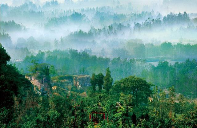 芒砀山|豫东一望无际的大平原上为何会多出来一个芒砀山？