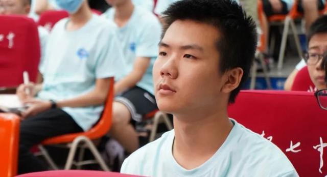 2020成都高三诊断考_四川成都七中2020高三高中毕业班三诊模拟理科数学