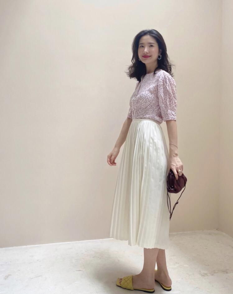 董花花|总裁夫人模仿情敌直播带货，走气质女神路线，张大奕不服自夸最高级