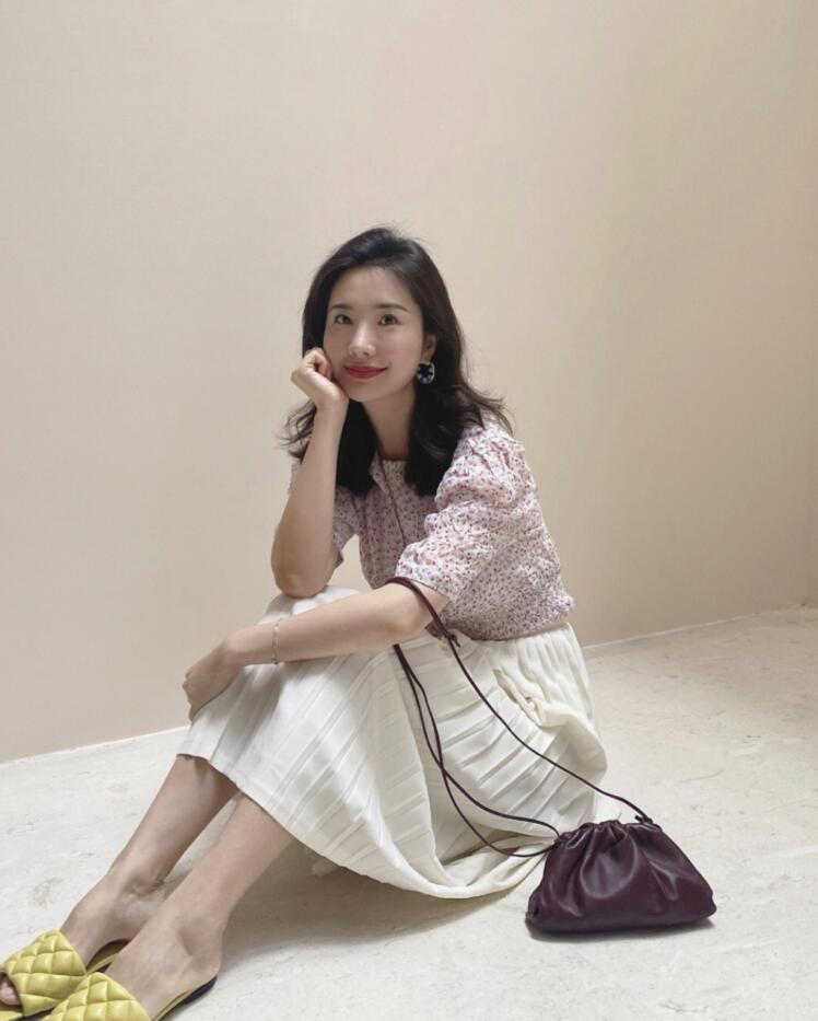 董花花|总裁夫人模仿情敌直播带货，走气质女神路线，张大奕不服自夸最高级
