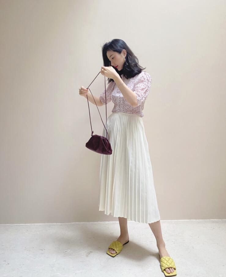 董花花|总裁夫人模仿情敌直播带货，走气质女神路线，张大奕不服自夸最高级