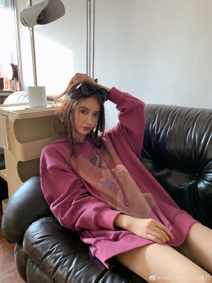 董花花|总裁夫人模仿情敌直播带货，走气质女神路线，张大奕不服自夸最高级