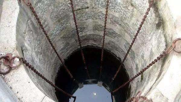 迷人湖|中国2个最神秘的地方，科学家无法解释，至今都是未解之谜