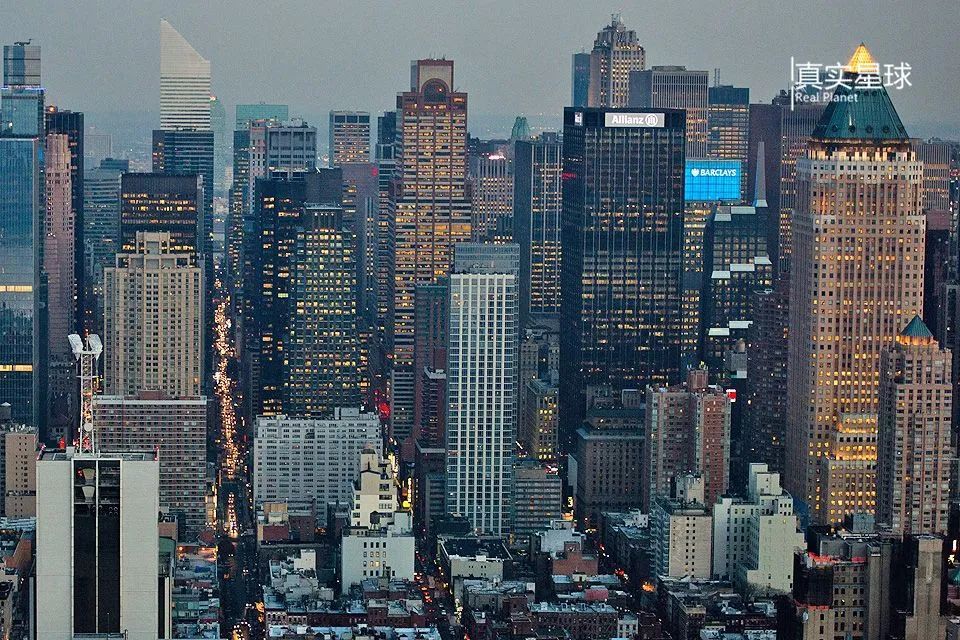 文在寅|“抗日英雄”文在寅，终于让韩国人买不起房了