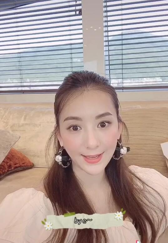 方媛|方媛晒郭富城七夕礼物秀恩爱，怼脸拍发际线高脸型长，妆前妆后变化大