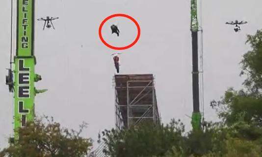 王学兵|吃瓜日报丨杨祐宁未婚先孕公开孩子性别；杨丽萍首回应结婚生子话题