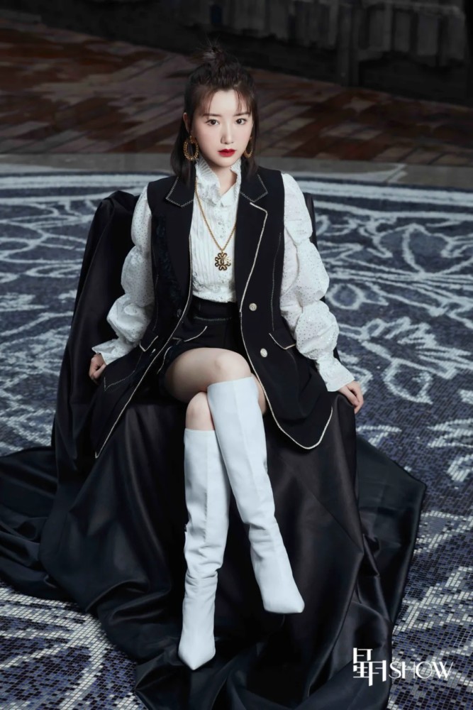 毛晓彤|毛晓彤自曝曾想在28岁结婚生子，如今32岁只相信缘分