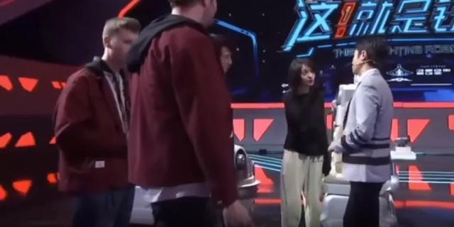 郑爽|郑爽被曝拍综艺要六千万，是撒贝宁十倍，态度恶劣遭业内联手拉黑