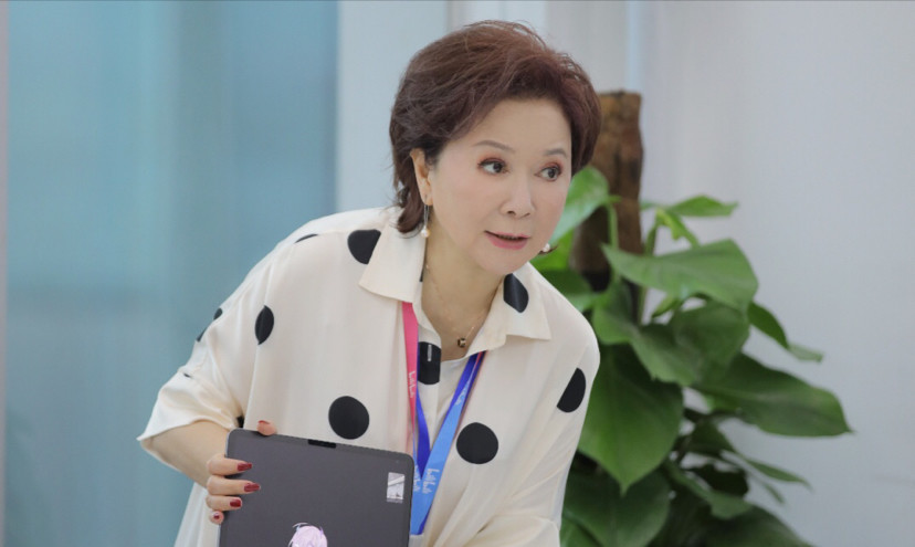 王俊凯|哪里来的男子汉？王俊凯跳舞跳到低血糖，超越外籍伴舞获称赞