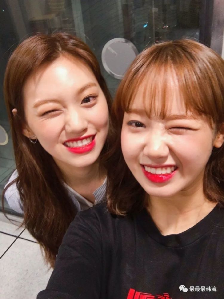 她也受到队内霸凌了