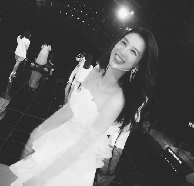 阿朵|终于又火了！“死里复活”的她是姐姐的最佳状态吧