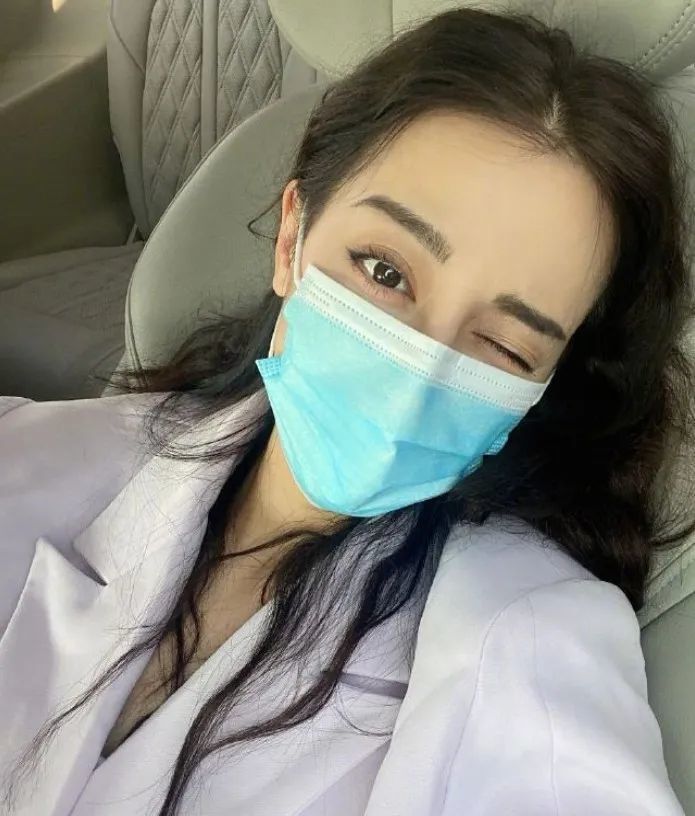 迪丽热巴|懒人娱乐慢讯：热巴、马思纯、蓝盈莹、宋佳、郑爽、欧豪
