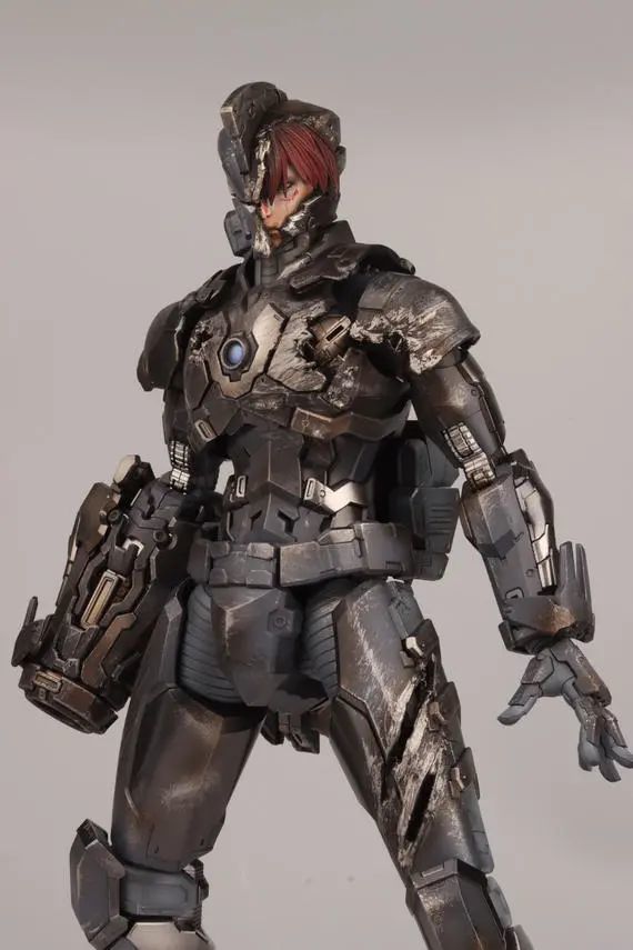 模玩控:"衲个男人"御模道战损机动奥特曼艾斯