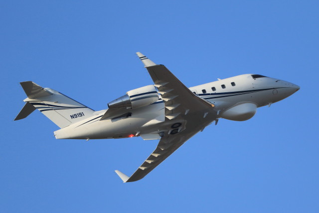 之子无人机,同时在琉球嘉手纳部署了商业公司所有的cl-605海上海上