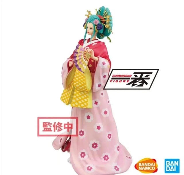 欣赏一番和之国小紫 女帝手办 暗示女帝即将到达和之国 黑炭大蛇 小紫 花魁 和之国 女帝 狂死郎