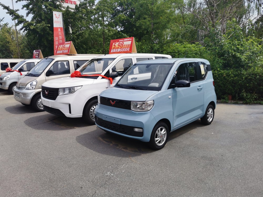 北汽新能源|北京将下发2万新能源家庭指标 实探新能源车市：几乎无特殊优惠活动
