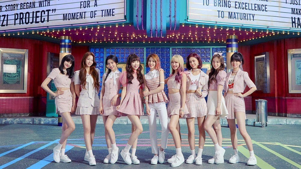 jyp新女团发mv舞蹈版粉色短裙清新有活力全员日籍忙内撞脸lisa