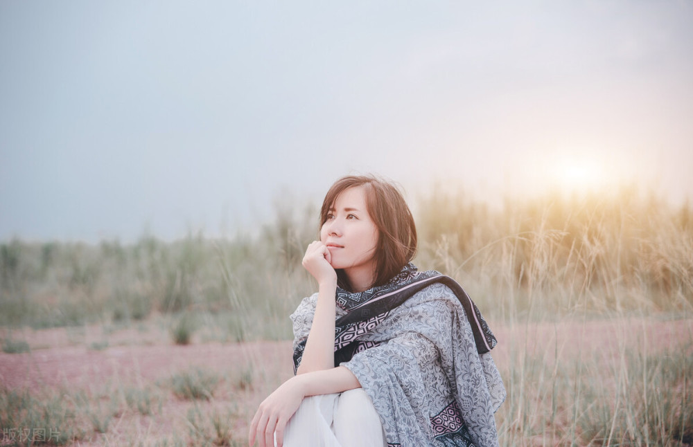 夜读|姑娘你有书不想读？那就看这首诗里古代女性求知的无奈现实吧？