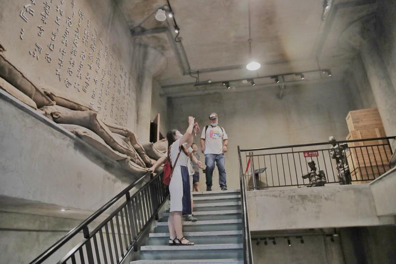 纪念馆|电影《八佰》热映，带火上海四行仓库纪念馆，客流量翻番……