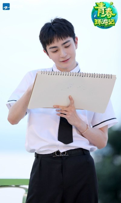 据悉,新人演员王术一今年启动霸屏模式,上半年播出了