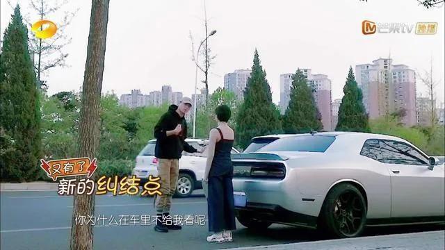 于小彤|于小彤陈小纭宣布分手！结束一年多恋情，原因疑跟男方个性有关