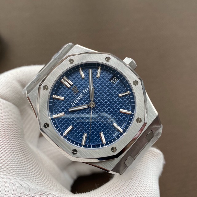 "八角新表"真是香,经典的爱彼皇家橡树运动型腕表|皇家橡树|腕表|表盘