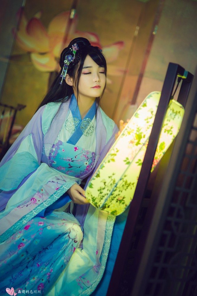 角色名:姜沉鱼  cn:忘川 #古风cos正片##祸国