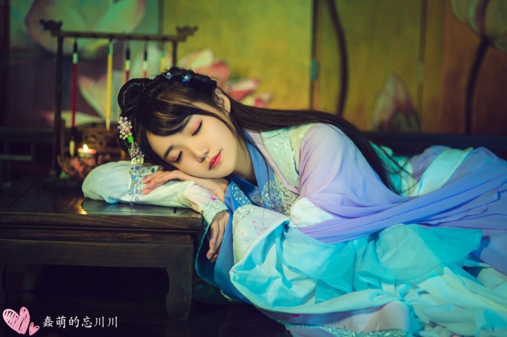 角色名:姜沉鱼  cn:忘川 #古风cos正片##祸国