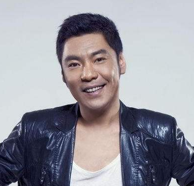 53岁屠洪刚曾比肩那英情史丰富三段婚姻背后的鸡飞狗跳