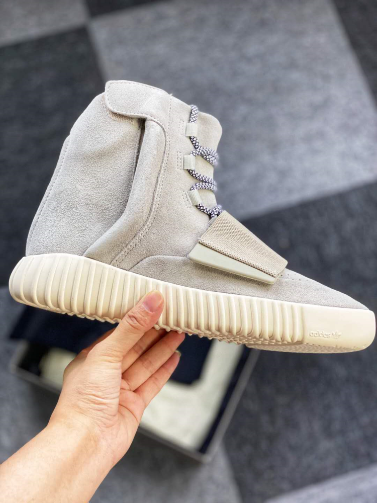 adidas yeezy椰子 750 秋冬全麂皮高街高帮系列休闲鞋