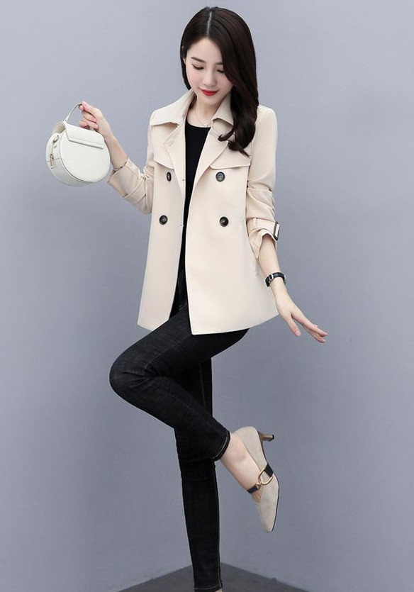 诠释优雅美学,时尚短款风衣外套穿在身上就是这么漂亮