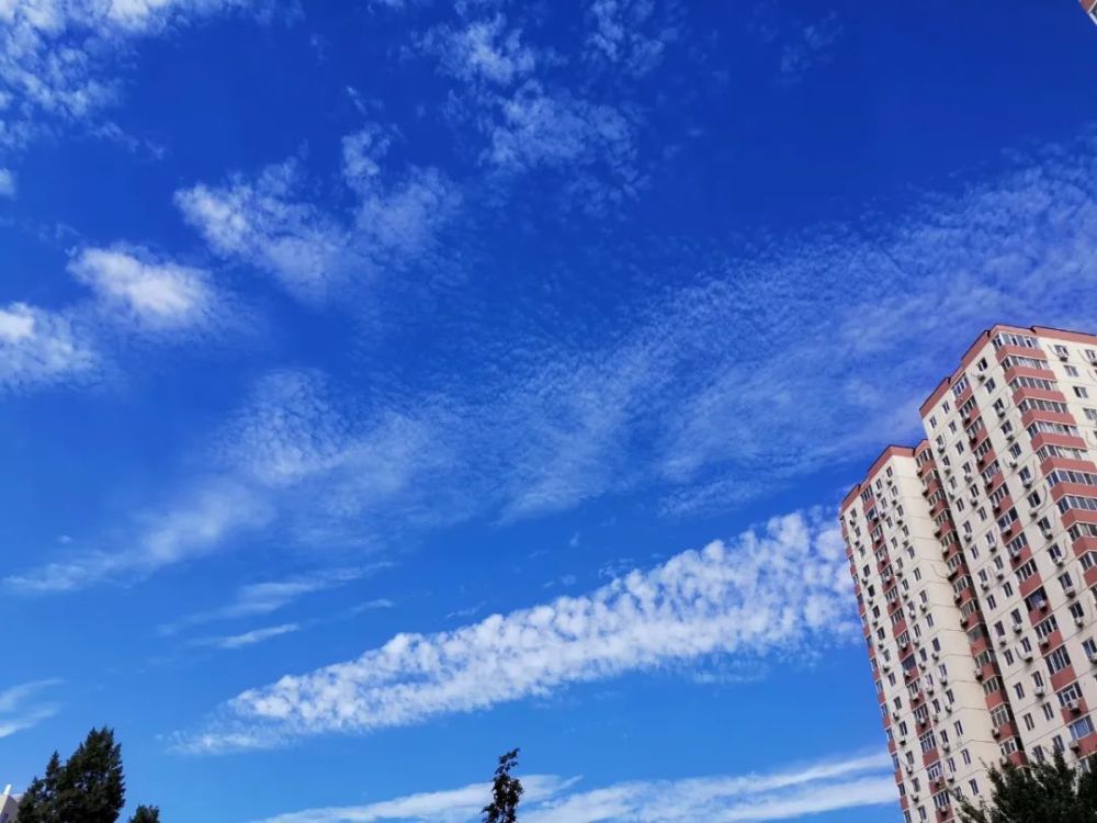北京|暴雨初霁，北京市民拍下“七彩祥云”