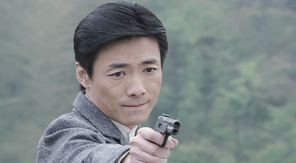 重看孙红雷的潜伏我发现了所有有趣细节李涯的可敬和可恨