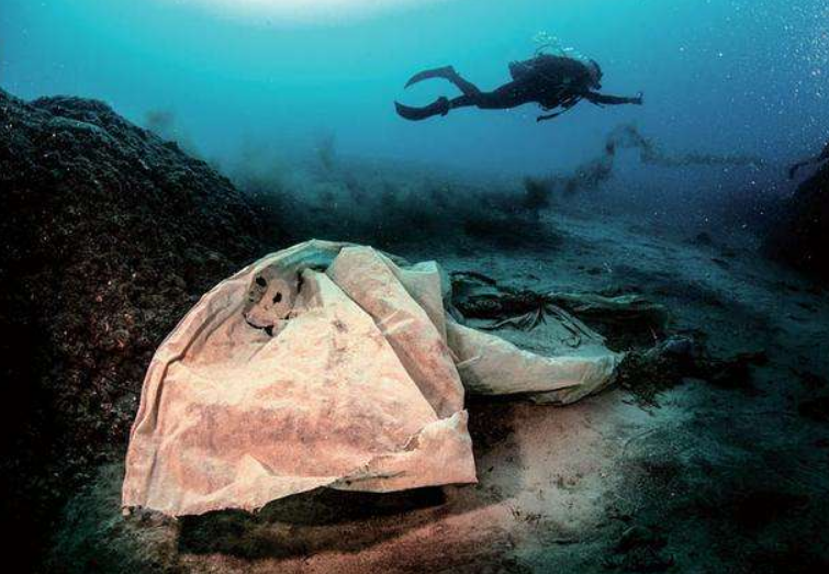 马里亚纳海沟|11034米“马里亚纳海沟”，科学家最不想看到的东西，终究逃不过！